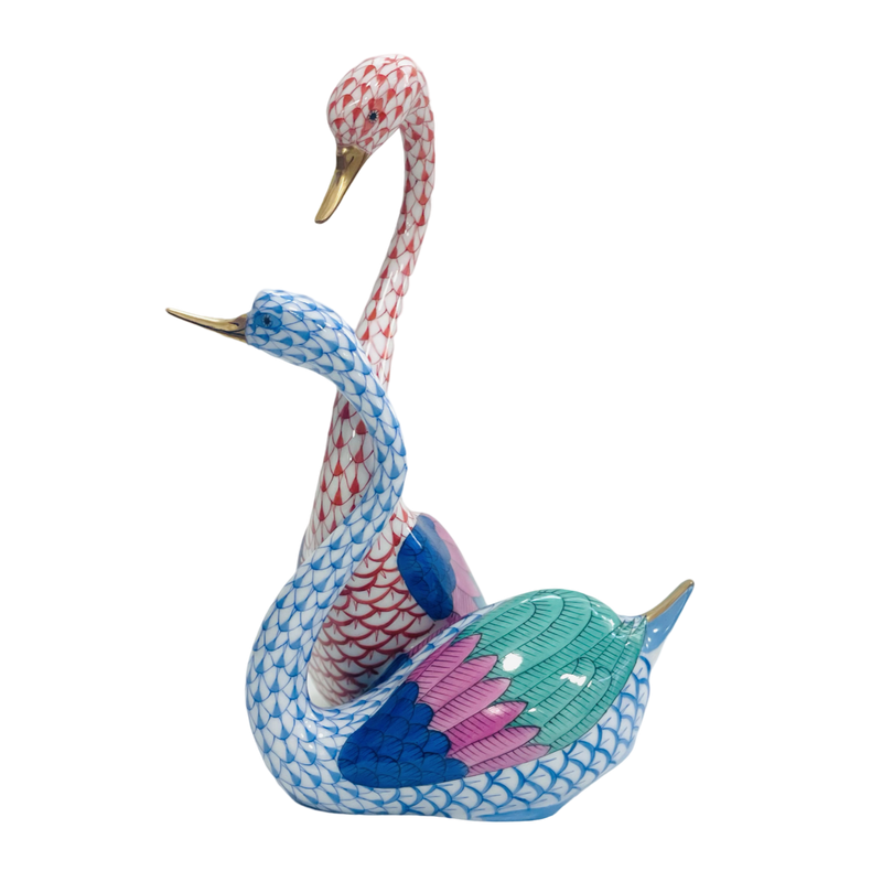 Herend Pair of Swans Fishnet Figurine