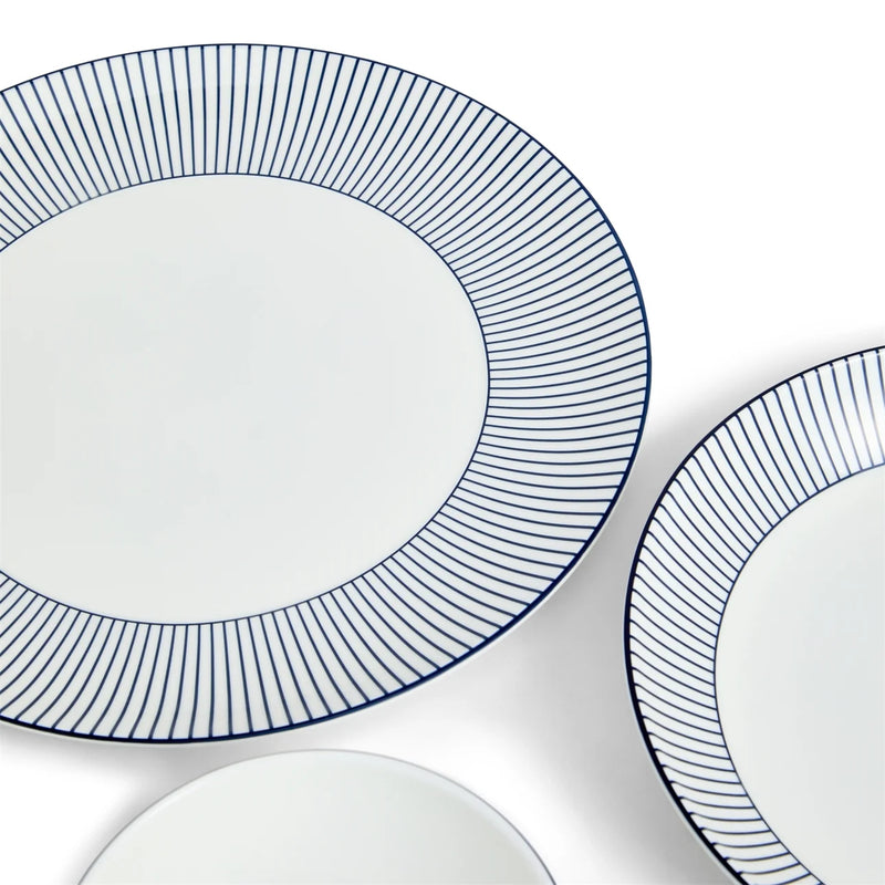 Wedgwood Gio Pinstripe 12 Piece Dinner Set White