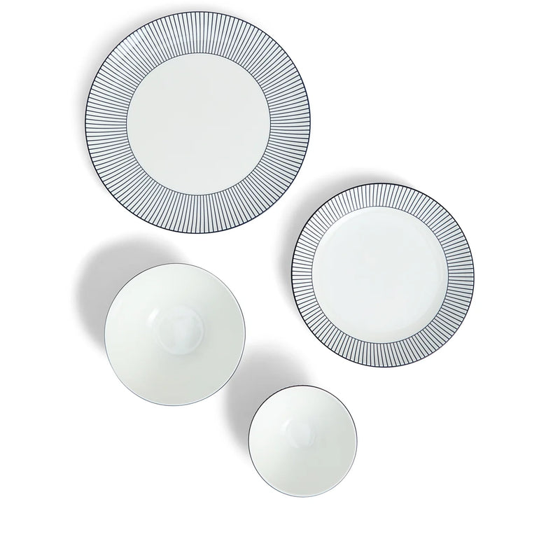 Wedgwood Gio Pinstripe 12 Piece Dinner Set White
