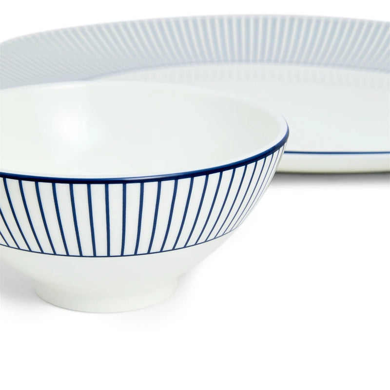 Wedgwood Gio Pinstripe 7 Piece Dinner Set White