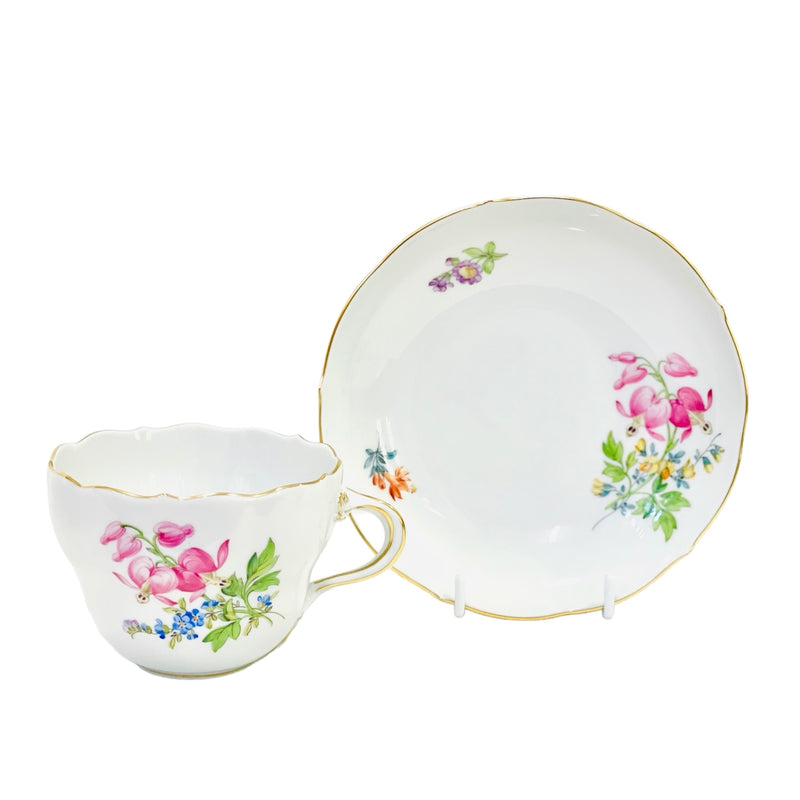 Meissen Neuer Ausschnitt Coffee Cup & Saucer