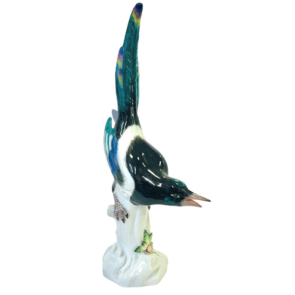 Meissen Bird Figurine Magpie Left